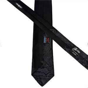 Bond Fifth Avenue Paisley Necktie Black Rhodia Acetate 56.5x2.5